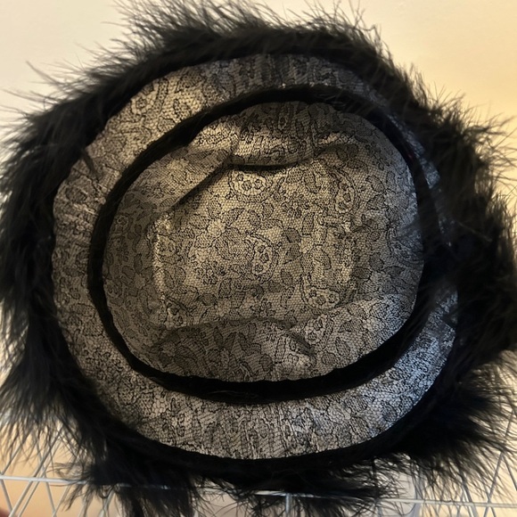 Elegant Black Faux Fur Women's Hat. Vintage! - Picture 4 of 5